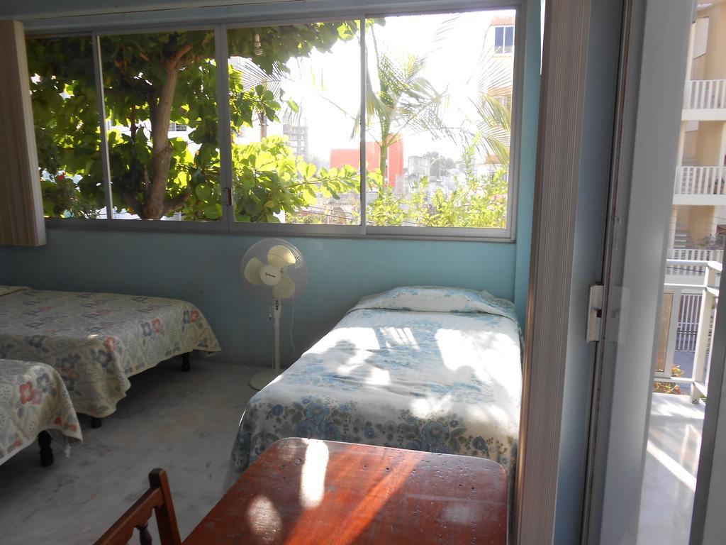 B&B Roca Sola Acapulco Ruang foto